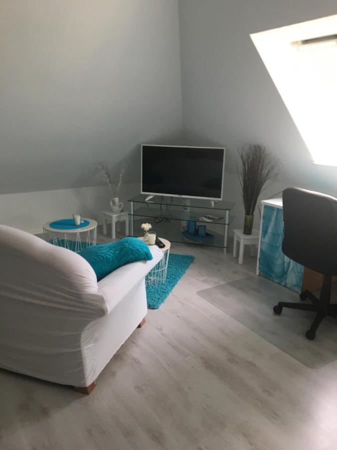 Mischa Apartment Хайде Екстериор снимка